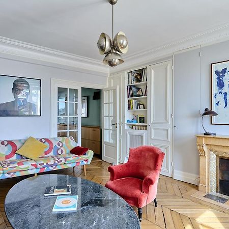 Apartment Center Of Paris With Terrace By Studio Prestige Eksteriør bilde