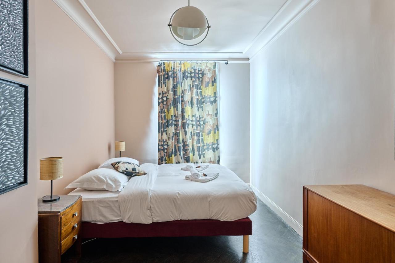 Apartment Center Of Paris With Terrace By Studio Prestige Eksteriør bilde