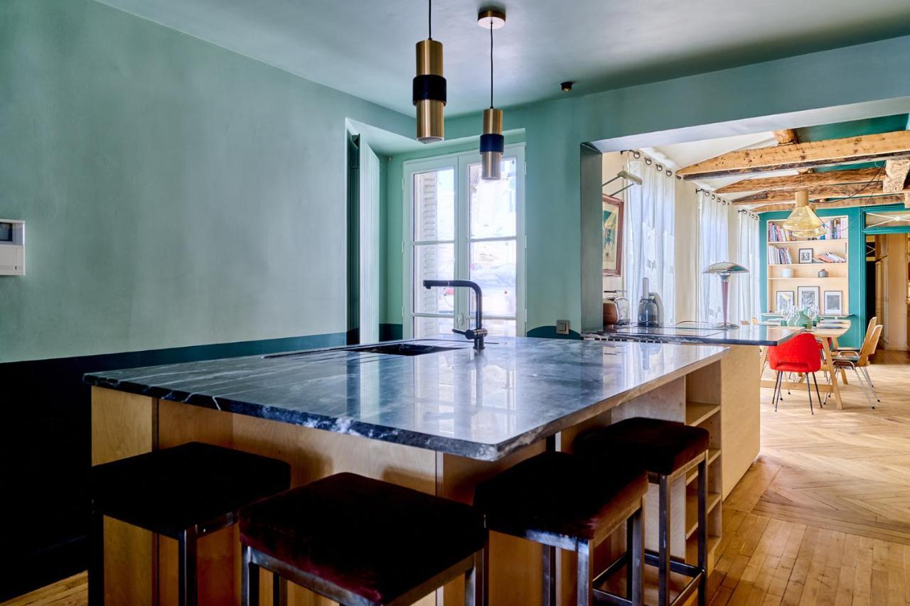 Apartment Center Of Paris With Terrace By Studio Prestige Eksteriør bilde